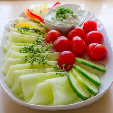 Fan-Shaped Cucumber Carrot Dip